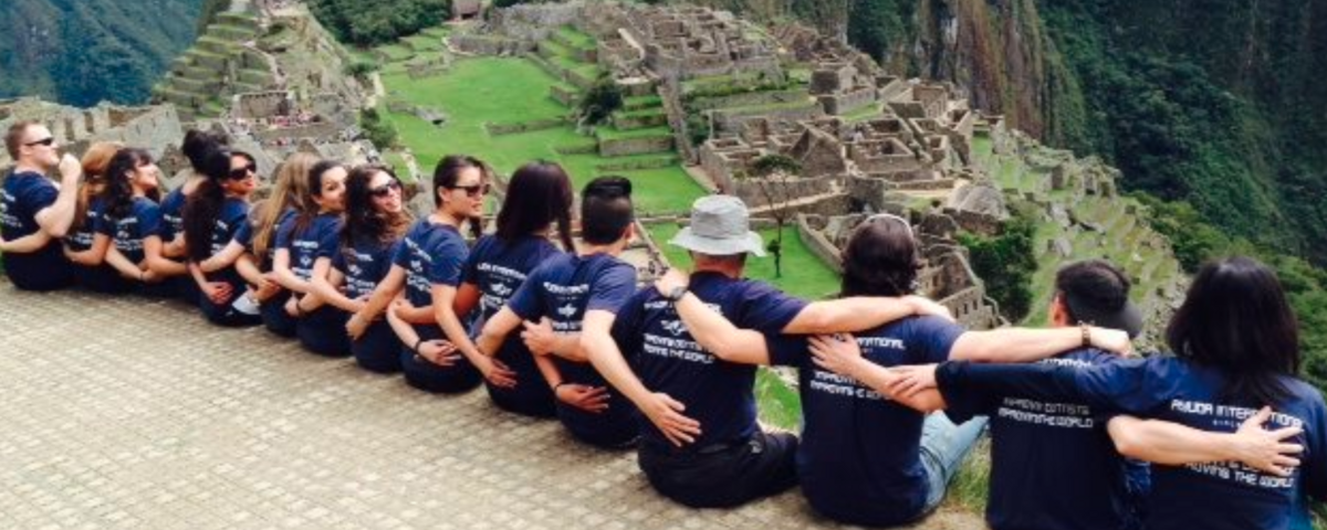 Ayuda International Banner